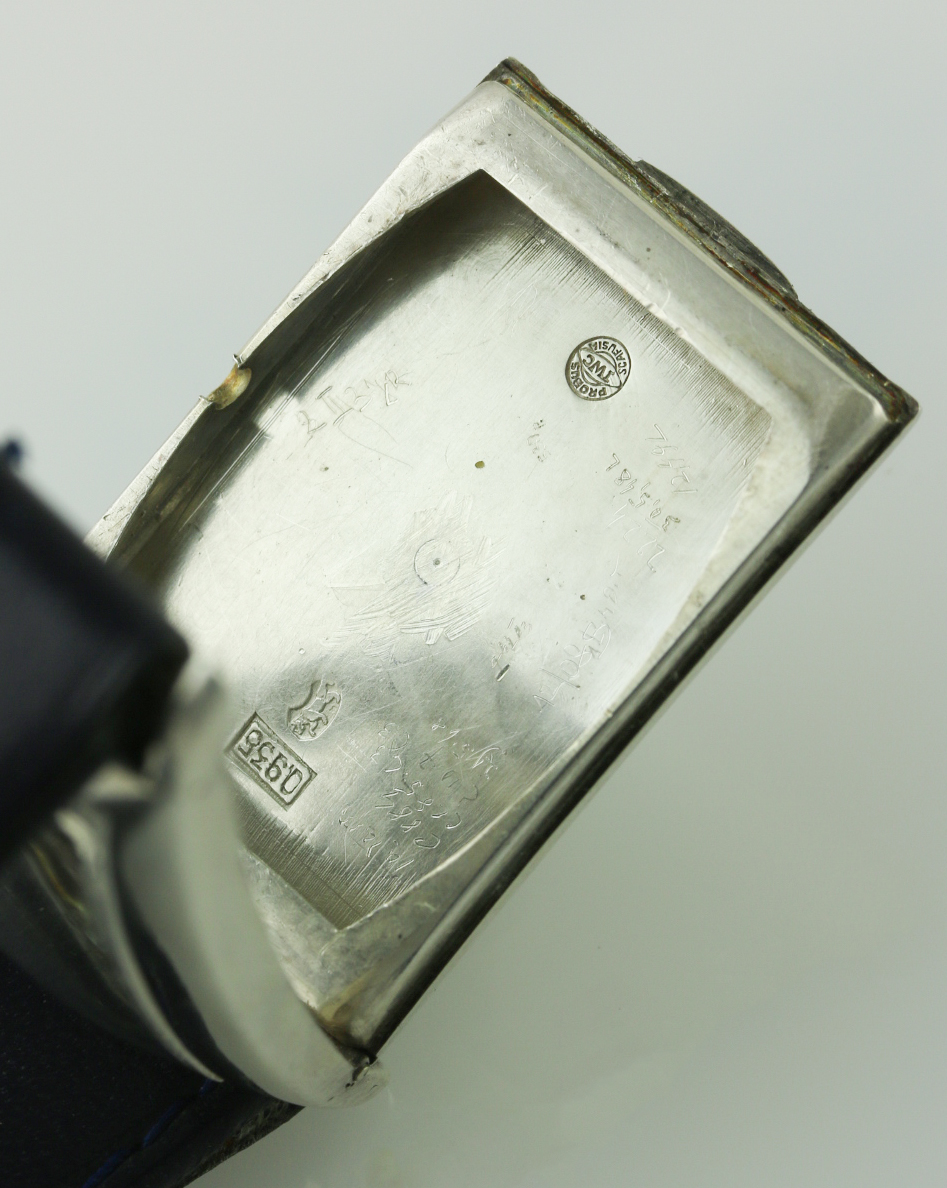 A GENTLEMAN'S SOLID SILVER IWC RECTANGULAR WRIST WATCH CIRCA 1930s D: Silver dial with applied - Image 8 of 8