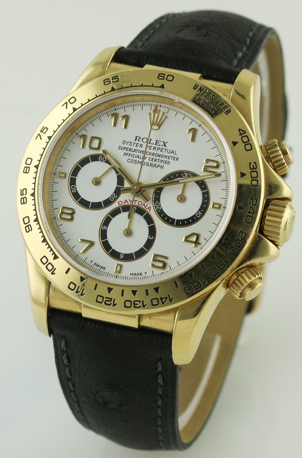 A GENTLEMAN'S 18K SOLID GOLD ROLEX OYSTER PERPETUAL COSMOGRAPH DAYTONA WRIST WATCH CIRCA 1991, - Image 2 of 3