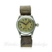 A GENTLEMAN'S STAINLESS STEEL ROLEX OYSTER JUNIOR SPORT WRIST WATCH CIRCA 1940s, REF. 2784
D: Silver