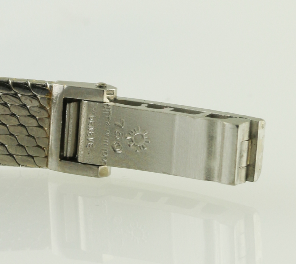 A LADIES 18K SOLID WHITE GOLD PATEK PHILIPPE BRACELET WATCH CIRCA 1960s, REF. 3266/136 RETAILED BY - Image 7 of 9