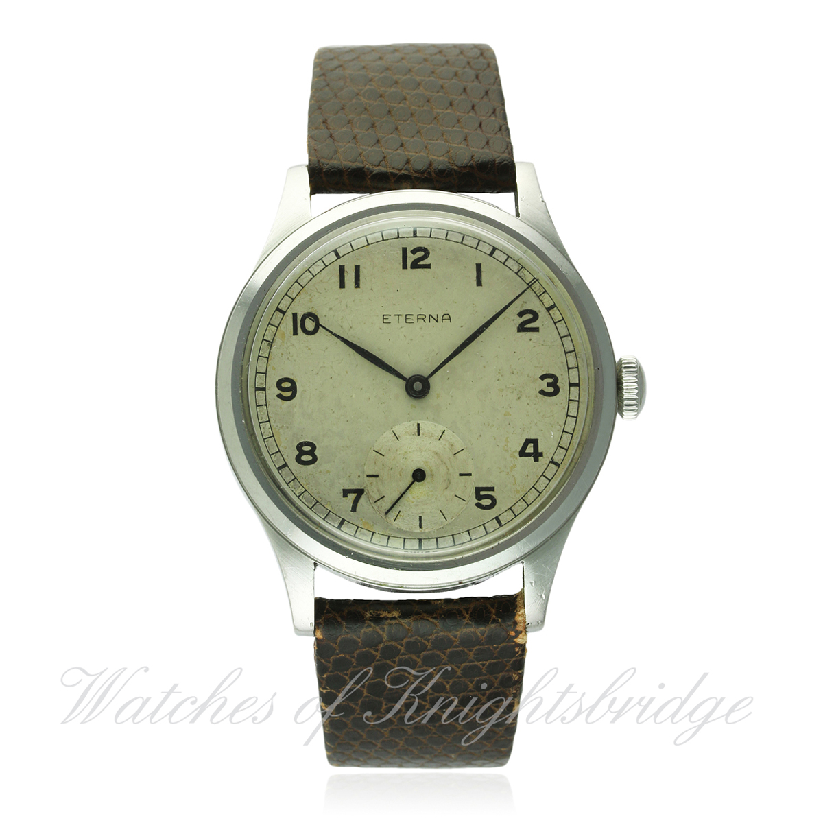 A GENTLEMAN'S STAINLESS STEEL ETERNA WRIST WATCH CIRCA 1940s D: Silver dial with Arabic numerals,