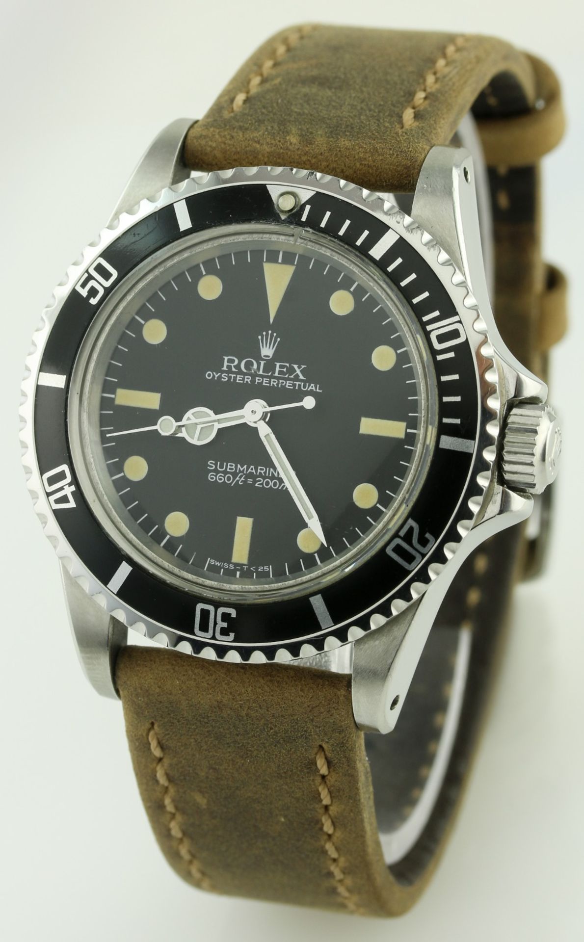 A GENTLEMAN'S STAINLESS STEEL ROLEX OYSTER PERPETUAL SUBMARINER WRIST WATCH CIRCA 1982, REF. - Image 2 of 7