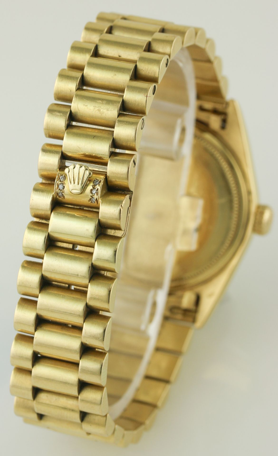 A GENTLEMAN'S 18K SOLID GOLD ROLEX OYSTER PERPETUAL DAY DATE BRACELET WATCH CIRCA 1969, REF. 1803
D: - Image 6 of 8