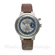 A GENTLEMAN'S STAINLESS STEEL LONGINES CONQUEST SINGLE BUTTON CHRONOGRAPH WRIST WATCH CIRCA 1972