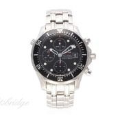 A GENTLEMAN'S STAINLESS STEEL OMEGA SEAMASTER PROFESSIONAL 300M AUTOMATIC CHRONOGRAPH BRACELET WATCH