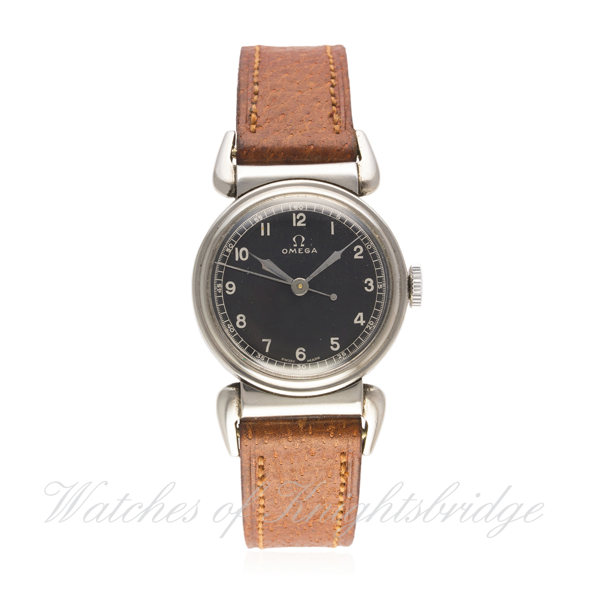 A RARE GENTLEMAN'S STAINLESS STEEL OMEGA WRIST WATCH CIRCA 1937, REF. 9372175
D: Black dial with