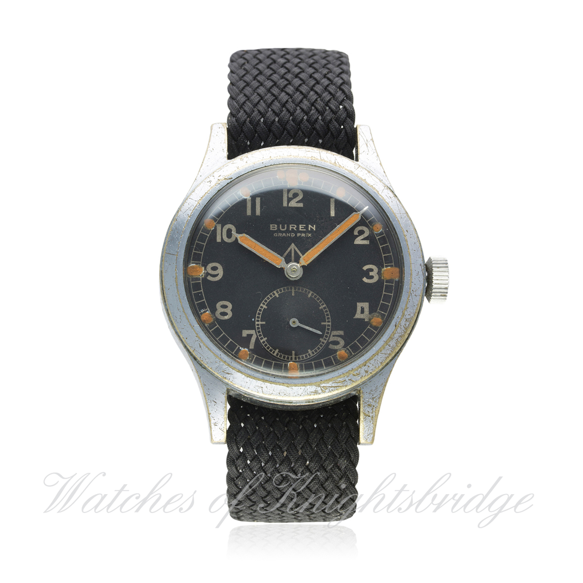 A GENTLEMAN'S STAINLESS STEEL BRITISH MILITARY BUREN GRAND PRIX W.W.W. WRIST WATCH CIRCA 1940s
D: