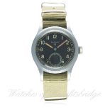 A GENTLEMAN'S STAINLESS STEEL BRITISH MILITARY W.W.W. RECORD WRIST WATCH CIRCA 1940s
D: Black dial