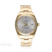 A RARE GENTLEMAN'S SOLID GOLD ROLEX OYSTER PERPETUAL DATE BRACELET WATCH CIRCA 1978, REF. 1500 
D: