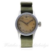 A GENTLEMAN'S UNISSUED BRITISH MILITARY LONGINES PARATROOPERS WRIST WATCH CIRCA 1940s
D: Silver dial
