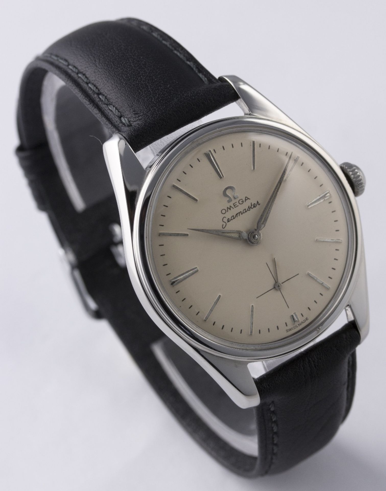 A GENTLEMAN'S LARGE SIZE STAINLESS STEEL OMEGA SEAMASTER WRIST WATCH CIRCA 1960, REF. 2990-1 - Image 5 of 8