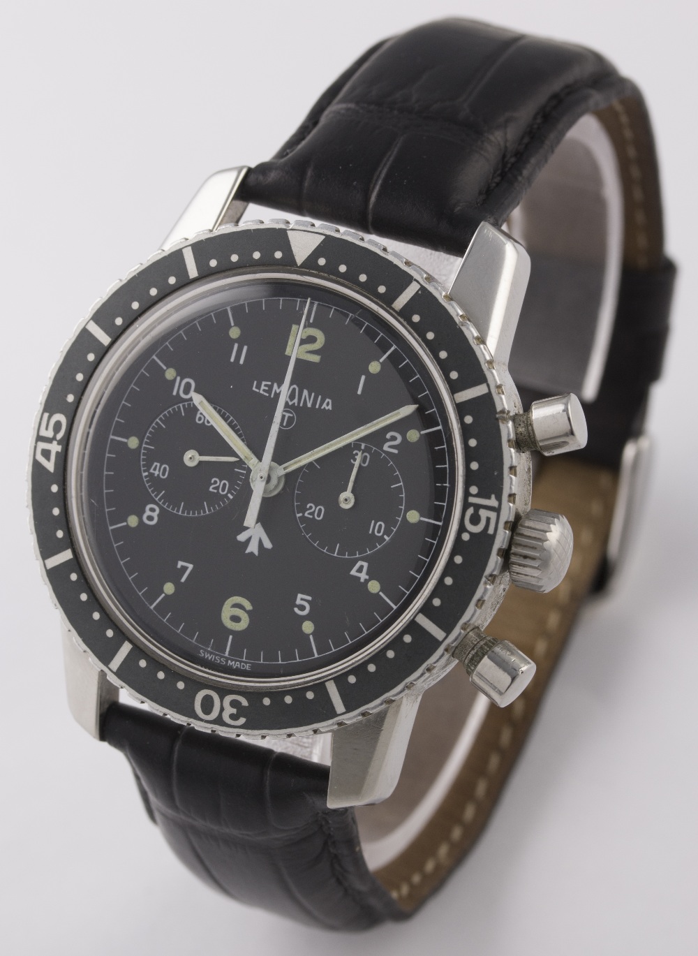 A RARE GENTLEMAN'S STAINLESS STEEL SOUTH AFRICAN AIR FORCE LEMANIA PILOTS MILITARY CHRONOGRAPH WRIST - Image 4 of 8