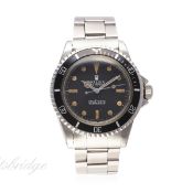 A GENTLEMAN'S STAINLESS STEEL ROLEX OYSTER PERPETUAL SUBMARINER BRACELET WATCH CIRCA 1970, REF. 5513