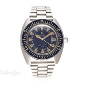 A RARE GENTLEMAN'S STAINLESS STEEL OMEGA SEAMASTER 120 "DEEP BLUE" BRACELET WATCH CIRCA 1970, REF.