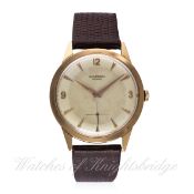 A GENTLEMAN'S LARGE SIZE 18K SOLID GOLD UNIVERSAL GENEVE WRIST WATCH CIRCA 1950s, REF. 112303 2 D: