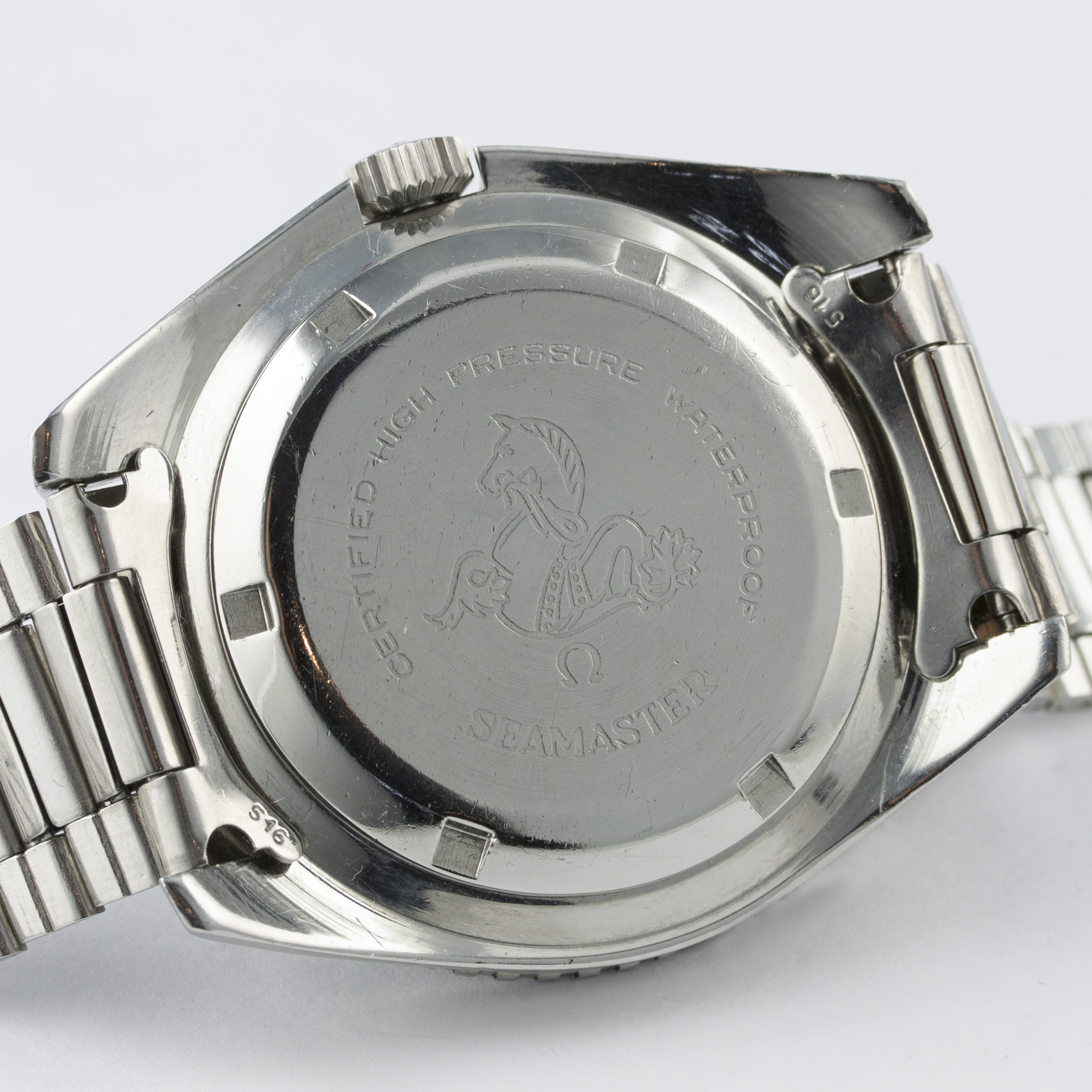 A RARE GENTLEMAN'S STAINLESS STEEL OMEGA SEAMASTER 300 BRACELET WATCH CIRCA 1967, REF. 165.024 D: - Image 8 of 10