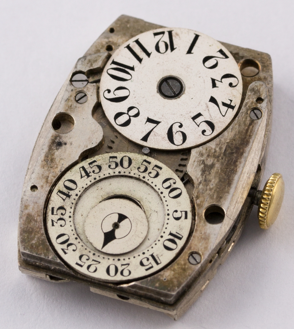 A RARE GENTLEMAN'S 18K SOLID GOLD MIDO 'DIRECT TIME' JUMP HOUR WRIST WATCH CIRCA 1930s. M: 15 - Image 6 of 8