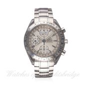 A GENTLEMAN'S STAINLESS STEEL OMEGA SPEEDMASTER AUTOMATIC TRIPLE CALENDAR CHRONOGRAPH BRACELET WATCH