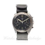 A GENTLEMAN'S STAINLESS STEEL BRITISH MILITARY CWC CHRONOGRAPH WRIST WATCH CIRCA 1980 D: Black