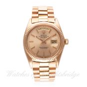 A FINE & RARE GENTLEMAN'S 18K SOLID PINK GOLD ROLEX OYSTER PERPETUAL DAY DATE BRACELET WATCH CIRCA