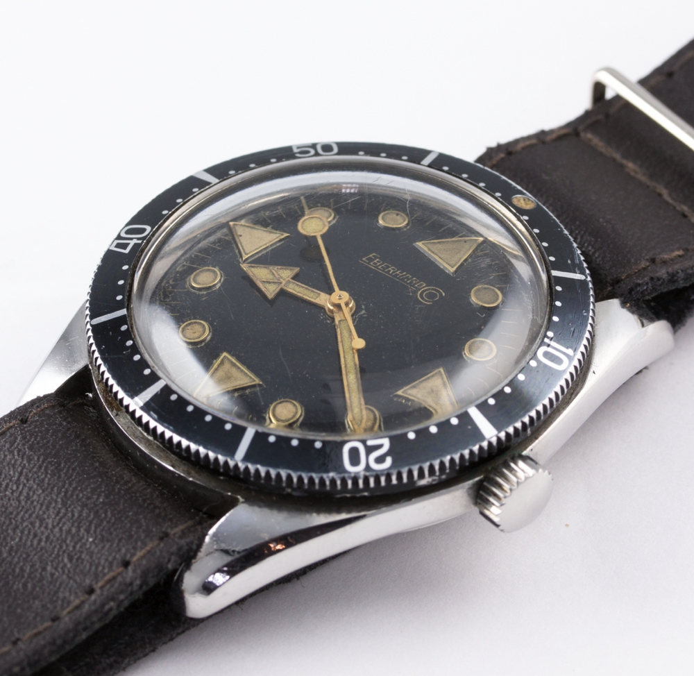 A RARE GENTLEMAN'S STAINLESS STEEL EBERHARD & CO AUTOMATIC DIVERS WRIST WATCH CIRCA 1961, NUMBER 247 - Image 4 of 9