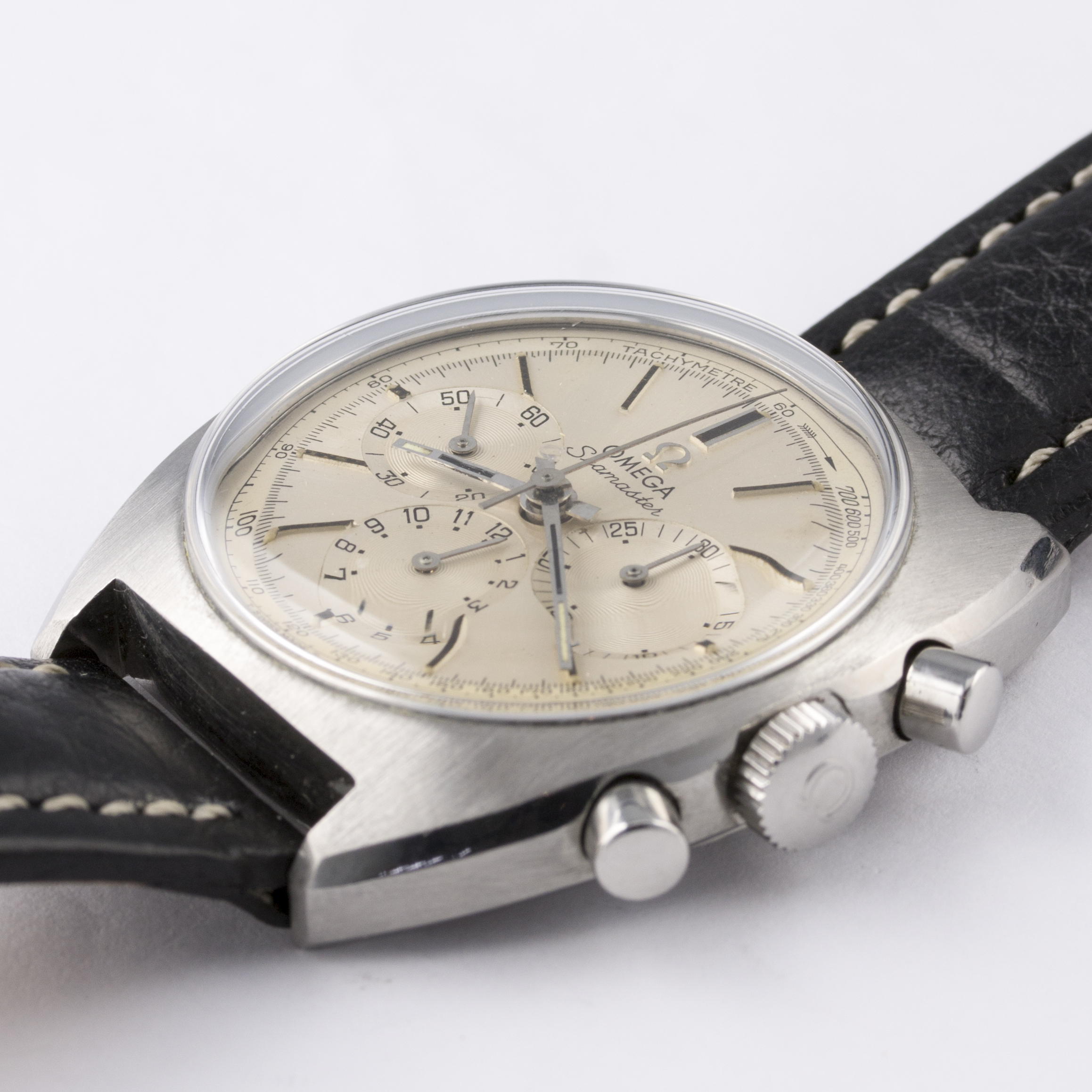 A GENTLEMAN`S STAINLESS OMEGA SEAMASTER CHRONOGRAPH WRIST WATCH CIRCA 1966, REF. 145.006-66 D: - Image 3 of 8