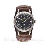 A GENTLEMAN`S STAINLESS STEEL BRITISH MILITARY RAF OMEGA PILOTS WRIST WATCH DATED 1953 D: Black dial