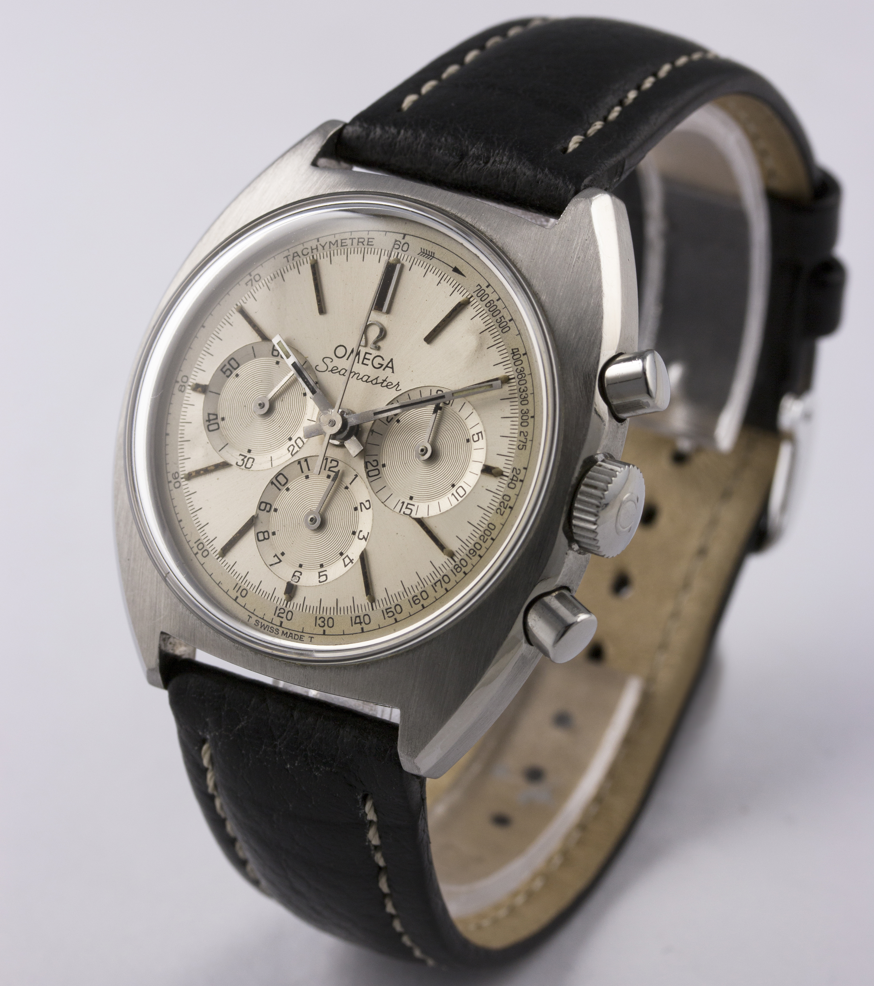 A GENTLEMAN`S STAINLESS OMEGA SEAMASTER CHRONOGRAPH WRIST WATCH CIRCA 1966, REF. 145.006-66 D: - Image 4 of 8