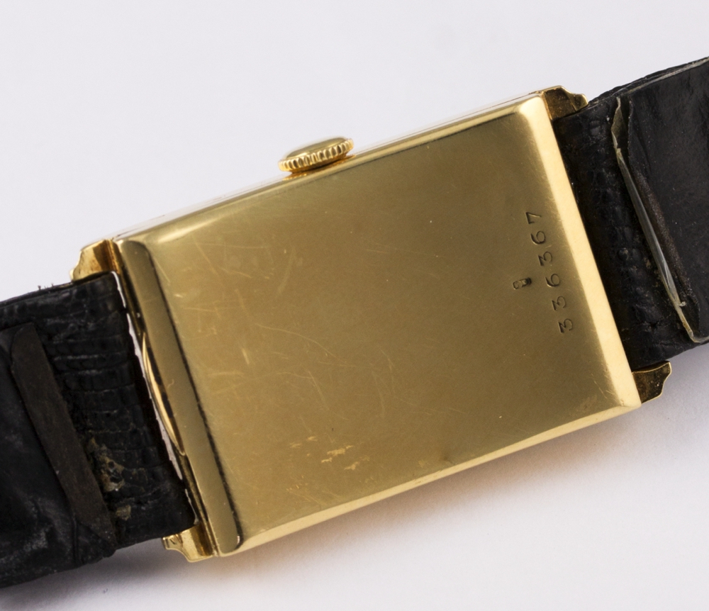 A RARE GENTLEMAN'S 18K SOLID GOLD MIDO 'DIRECT TIME' JUMP HOUR WRIST WATCH CIRCA 1930s. M: 15 - Image 5 of 8