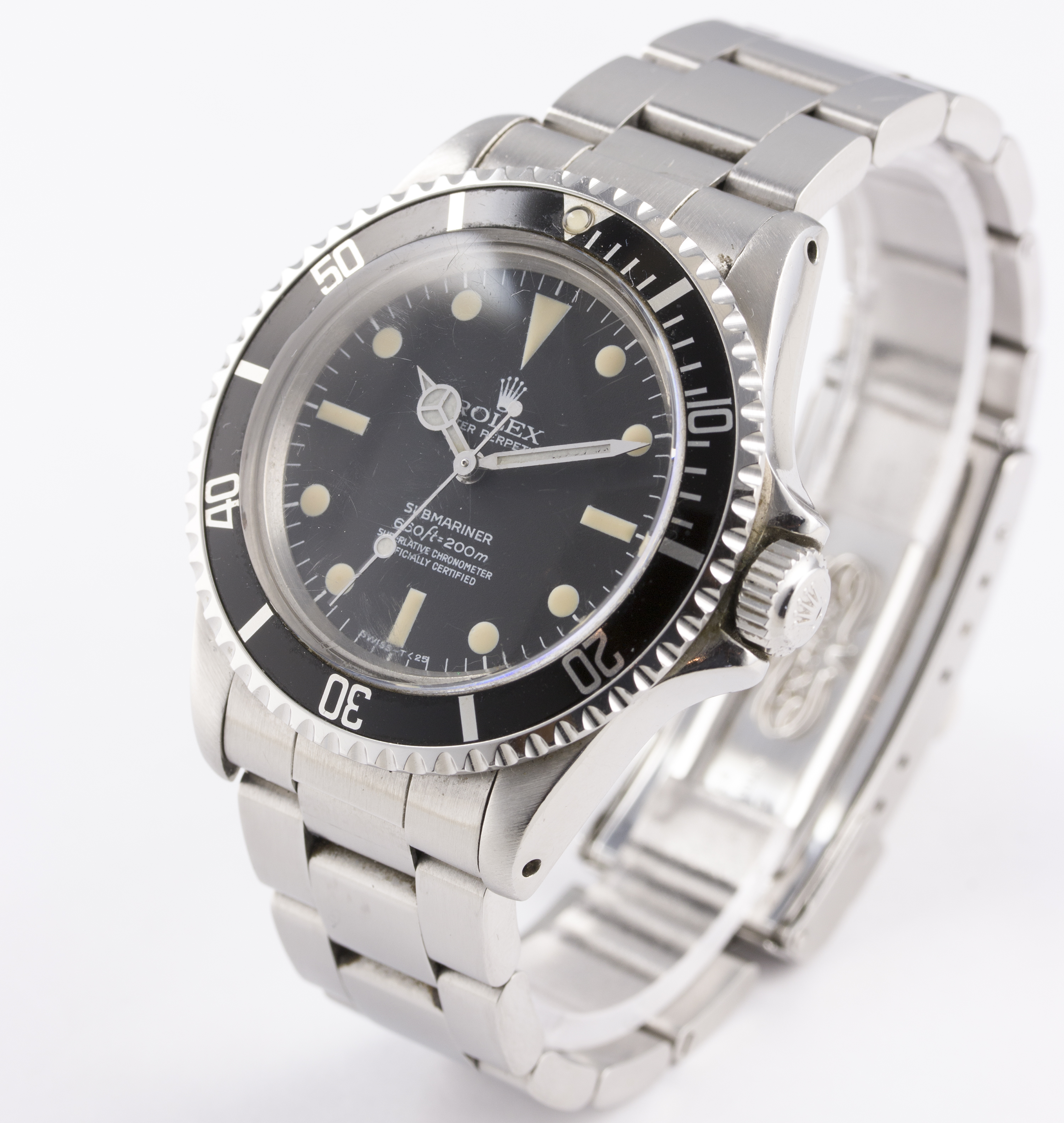 A GENTLEMAN'S STAINLESS STEEL ROLEX OYSTER PERPETUAL SUBMARINER CHRONOMETER BRACELET WATCH CIRCA - Image 4 of 9