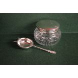 Long handled Edwardian tea strainer, mar