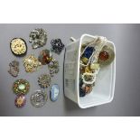 Box of Mixed Costume Jewellery