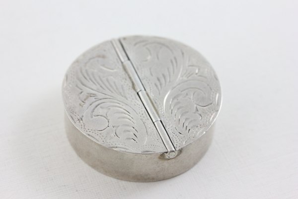 Continental Silver Circular Snuff Box with central divide and double hinged engraved lid