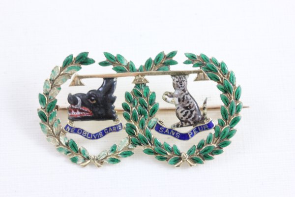 15ct Gold & Enamelled Sweetheart Brooch in the form of the Argyll and Sutherland Highlanders