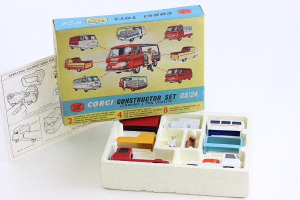 Boxed Corgi Constructor Gift Set No 24 complete with original instructions gd with some paint loss