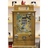 Nostalgic 'Lucky 7' Pinball Machine