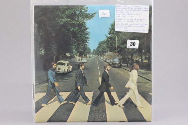 Vinyl - The Beatles Abbey Road 1st press LP with misaligned Apple with 'Her Majesty's' credit