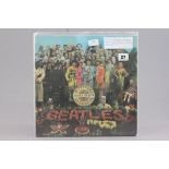 Vinyl - The Beatles Sgt Peppers Lonely Hearts Club Band LP OMC 7027 MONO complete with flame bag and