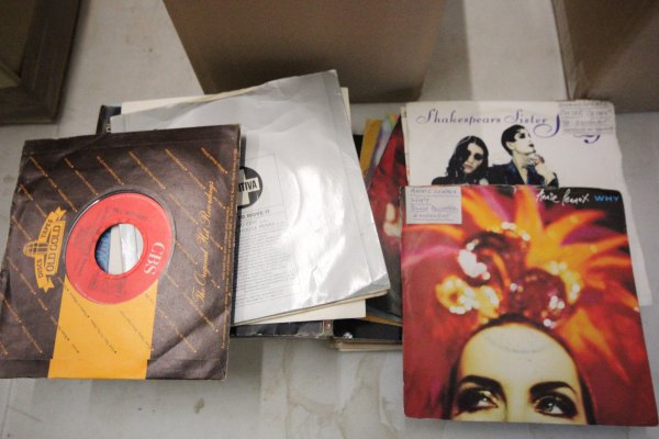 Vinyl - Approximately 180 7" singles and EPs from 60's, 70's and 80's