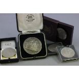 Cased Silver Swimming Medal dated 1924 (in an Elkington & Co Presentation case) together with Four