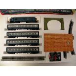 Boxed Hornby R686 Inter-City set, complete