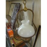 Brass centre hanging oil lamp and shade, glass shade damaged
