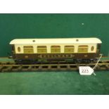 O-Gauge Hornby Pullman Carriage 11" long 3.5" tall with original Hornby gilt mark, played with