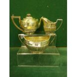 3 x matching items of silver tea ware, comprising sugar basin 8oz, Sheffield h/m 1899, cream jug,