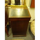 Mahogany mid-19c Clerks Davenport, a leather tooled writing area with a small brass gallery, the top