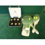 Boxed set of silver tea spoons with coffee bean handles, 6 items, pair of matching silver bound