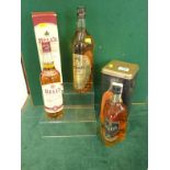 Bells extra special old Scotch whisky aged 8 years in original packaging 70cl bottle a Grants 12