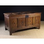 A Large Late 17th/Early 18th Century Joi