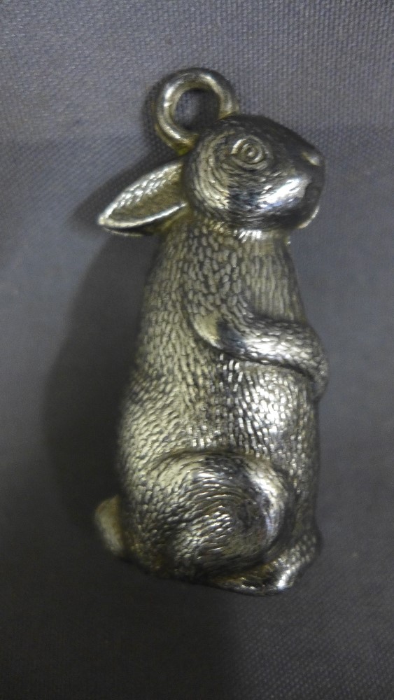 A silver Rabbit rattle - Height 6 cm - W