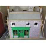 A Georgian style dolls house and content